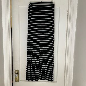 APT.9 Maxi Skirt